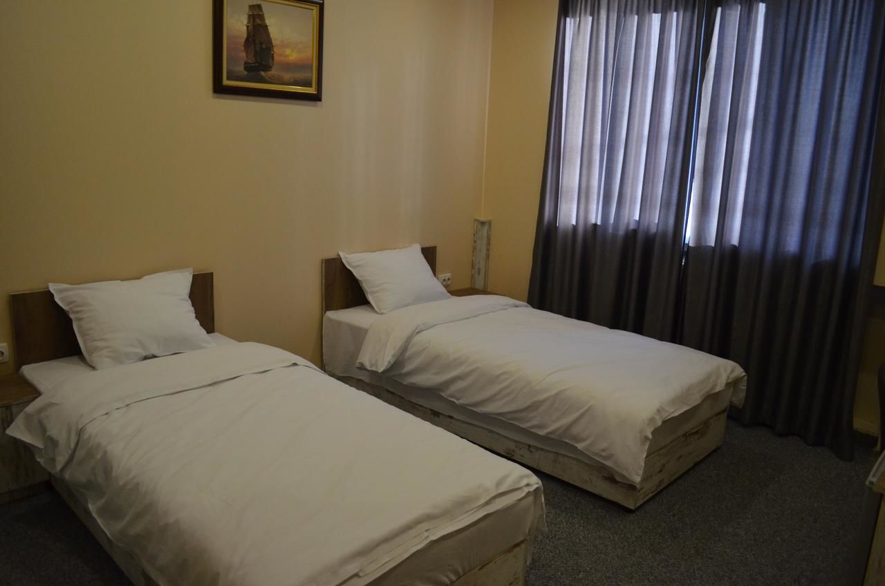 Отель Rio rooms (стаи за гости) Шумен-24