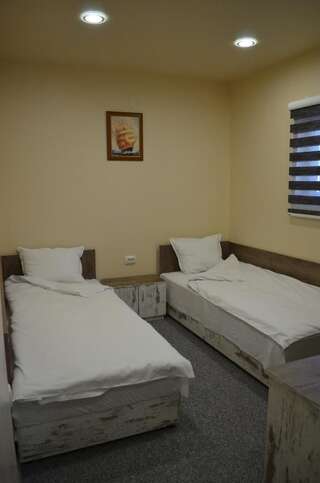 Отель Rio rooms (стаи за гости) Шумен Двухместный номер с 1 кроватью-4